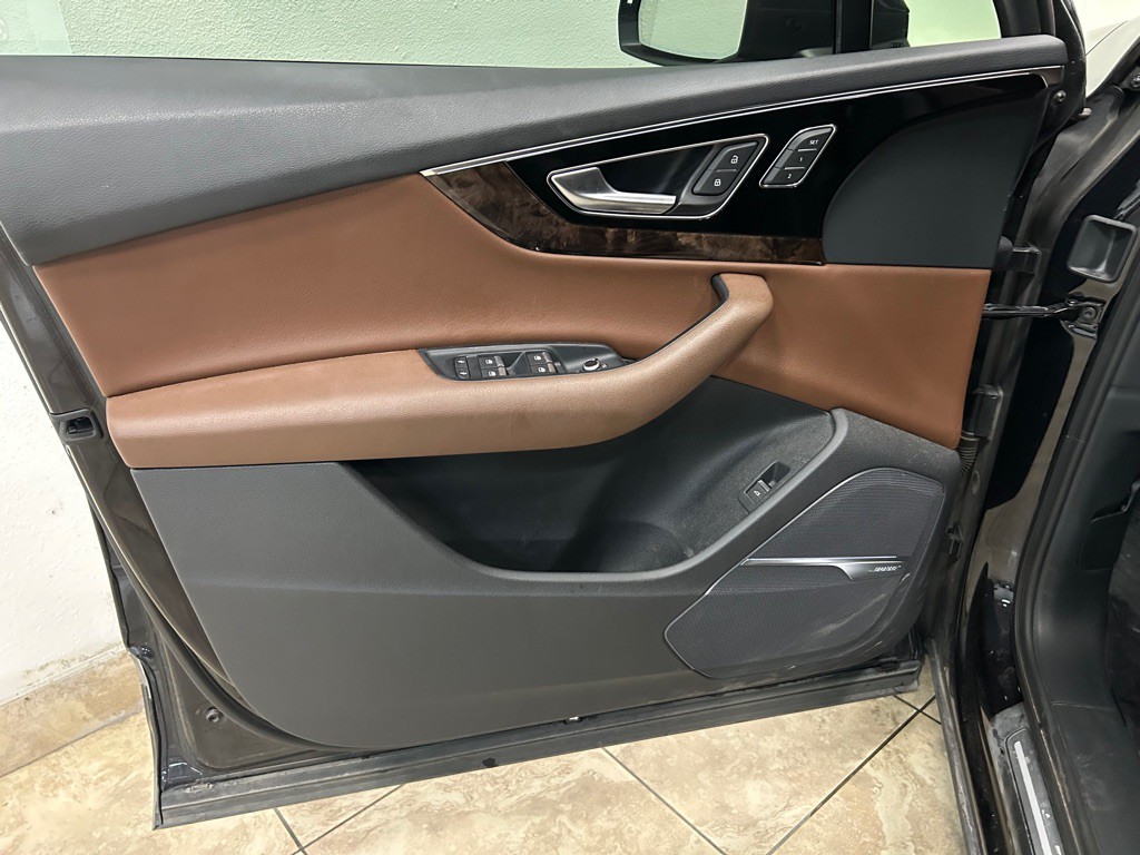 2019 Audi Q7 Image 14