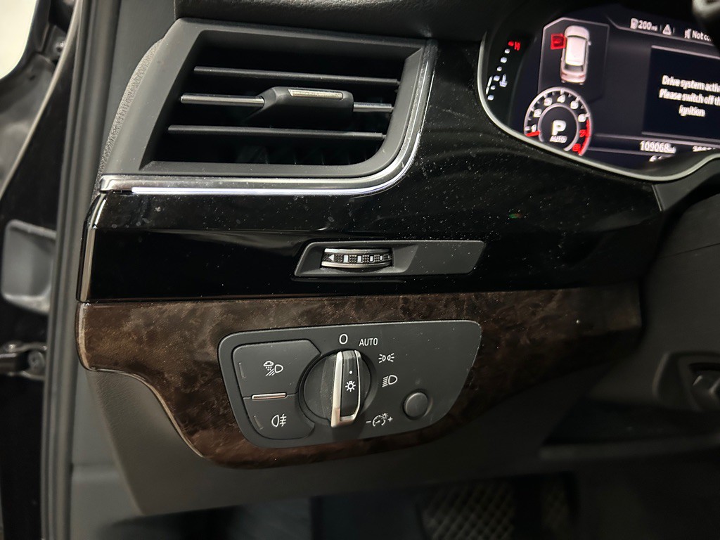 2019 Audi Q7 Image 16