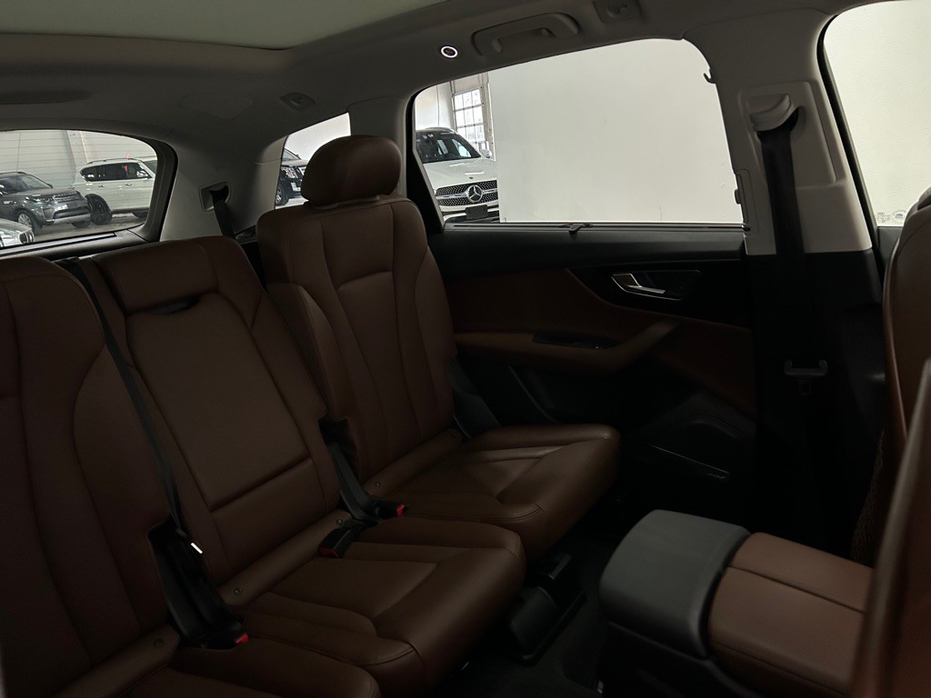 2019 Audi Q7 Image 36