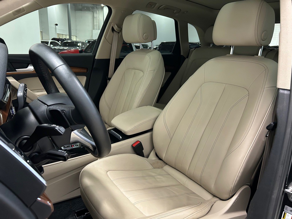 2022 Audi Q5 Image 24