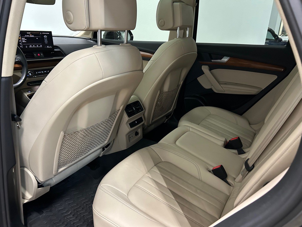 2022 Audi Q5 Image 35