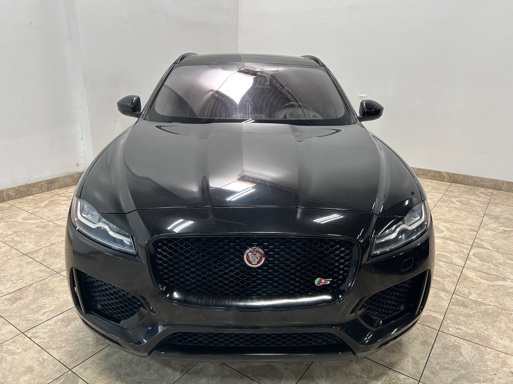 2017 Jaguar F-PACE Image 3