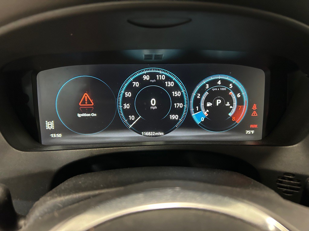 2017 Jaguar F-PACE Image 20