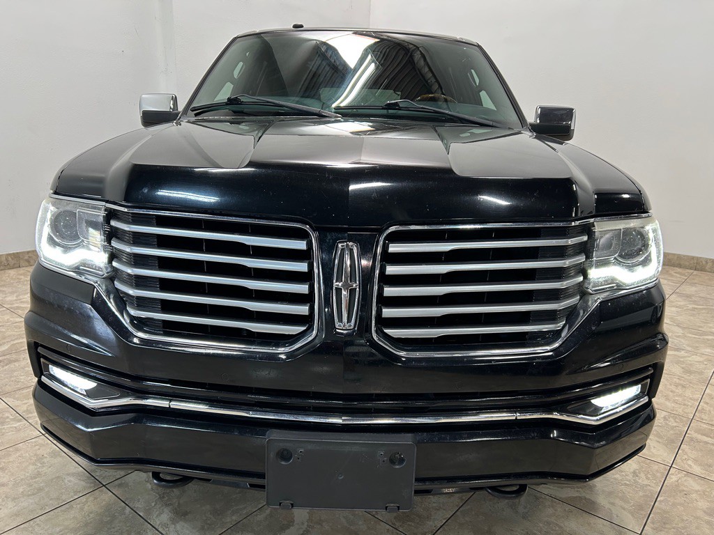 2017 Lincoln Navigator Image 4