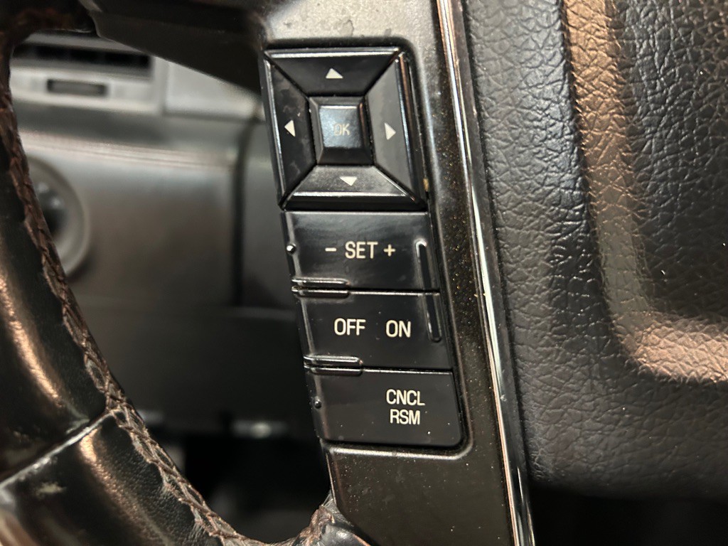 2017 Lincoln Navigator Image 17