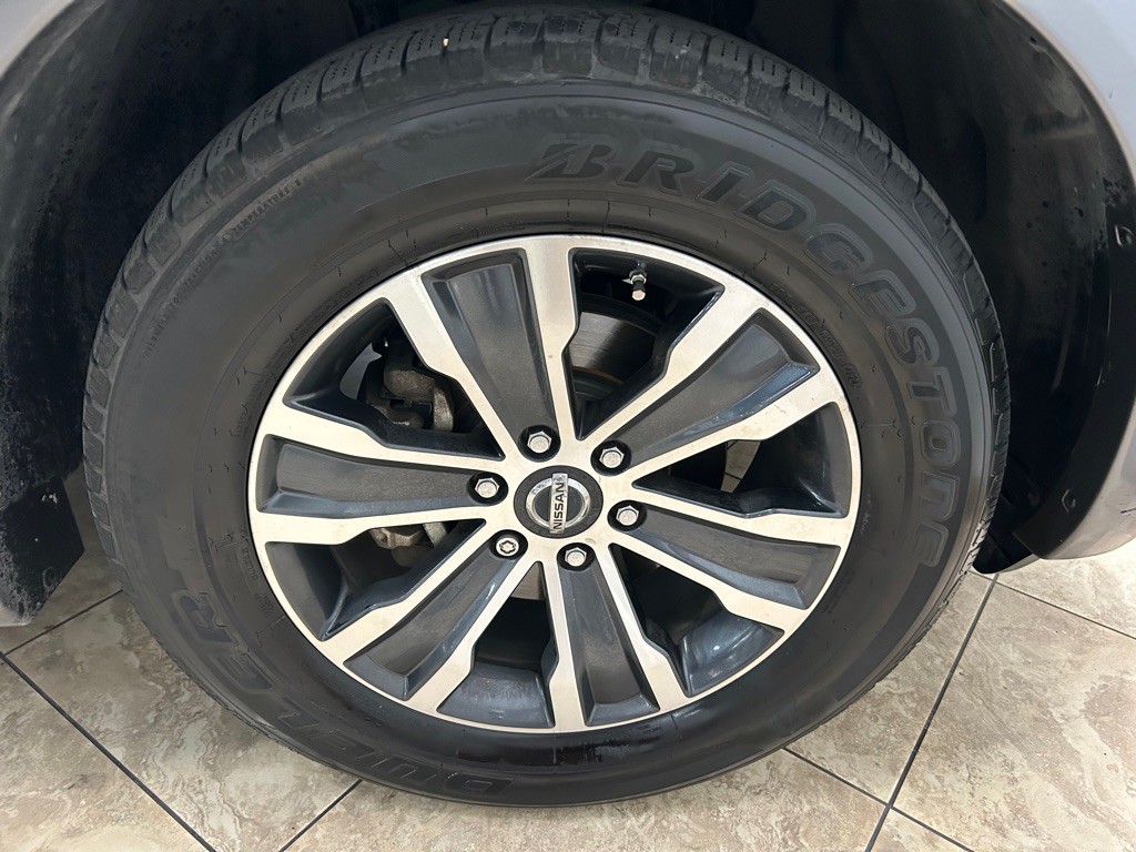 2020 Nissan Armada Image 9