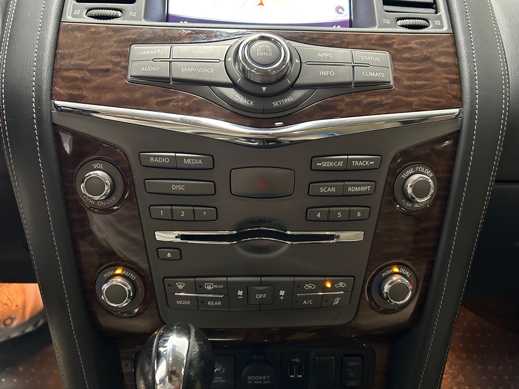 2020 Nissan Armada Image 24