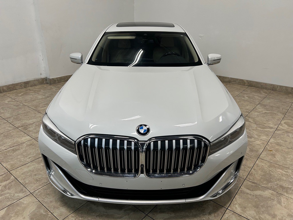 2020 BMW 7 Series Image 2