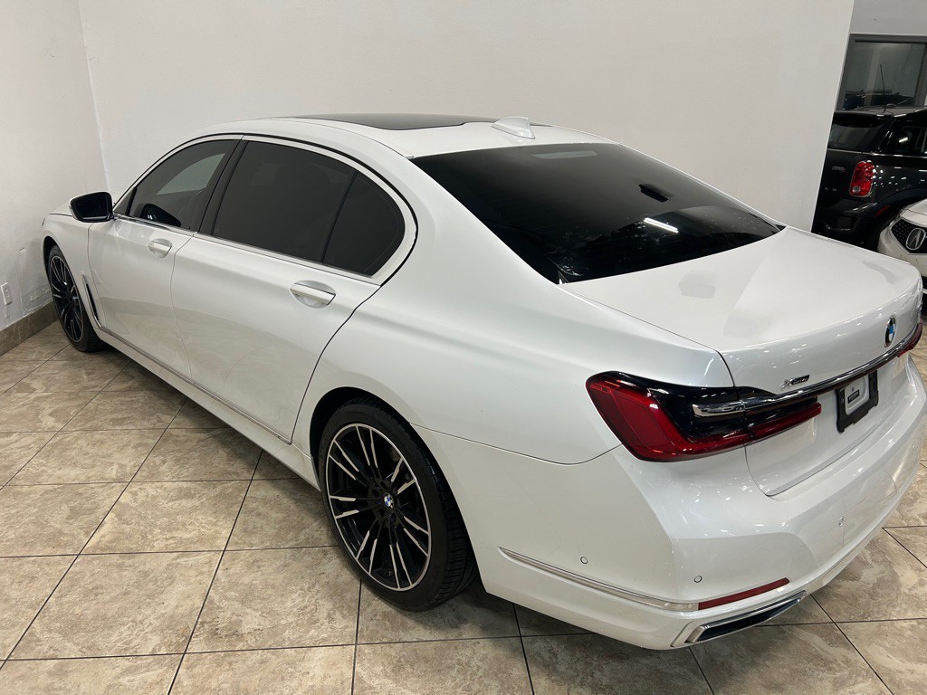 2020 BMW 7 Series Image 9