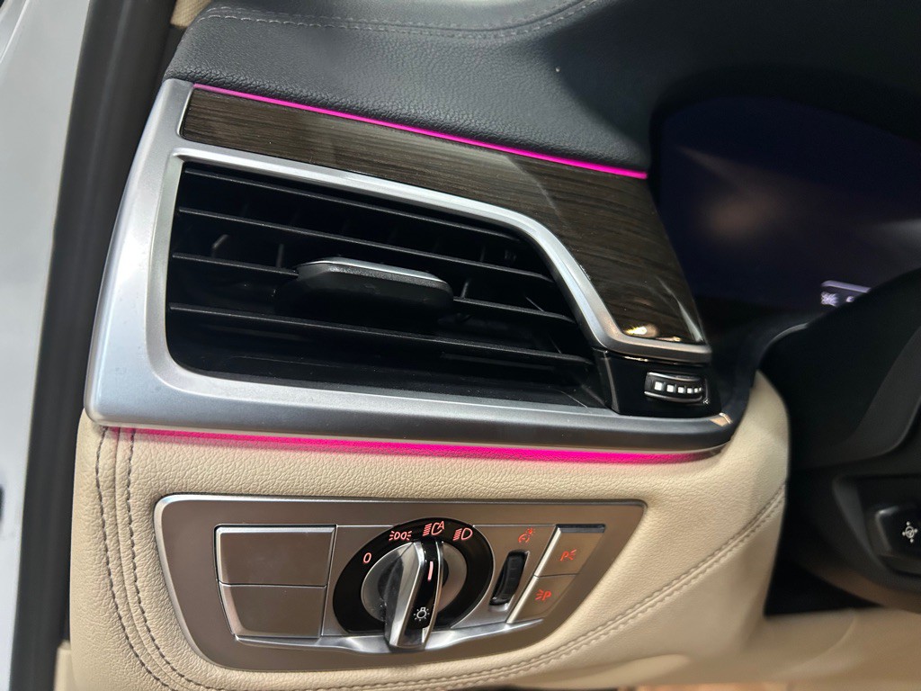 2020 BMW 7 Series Image 16