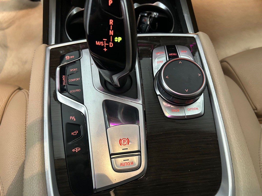 2020 BMW 7 Series Image 21