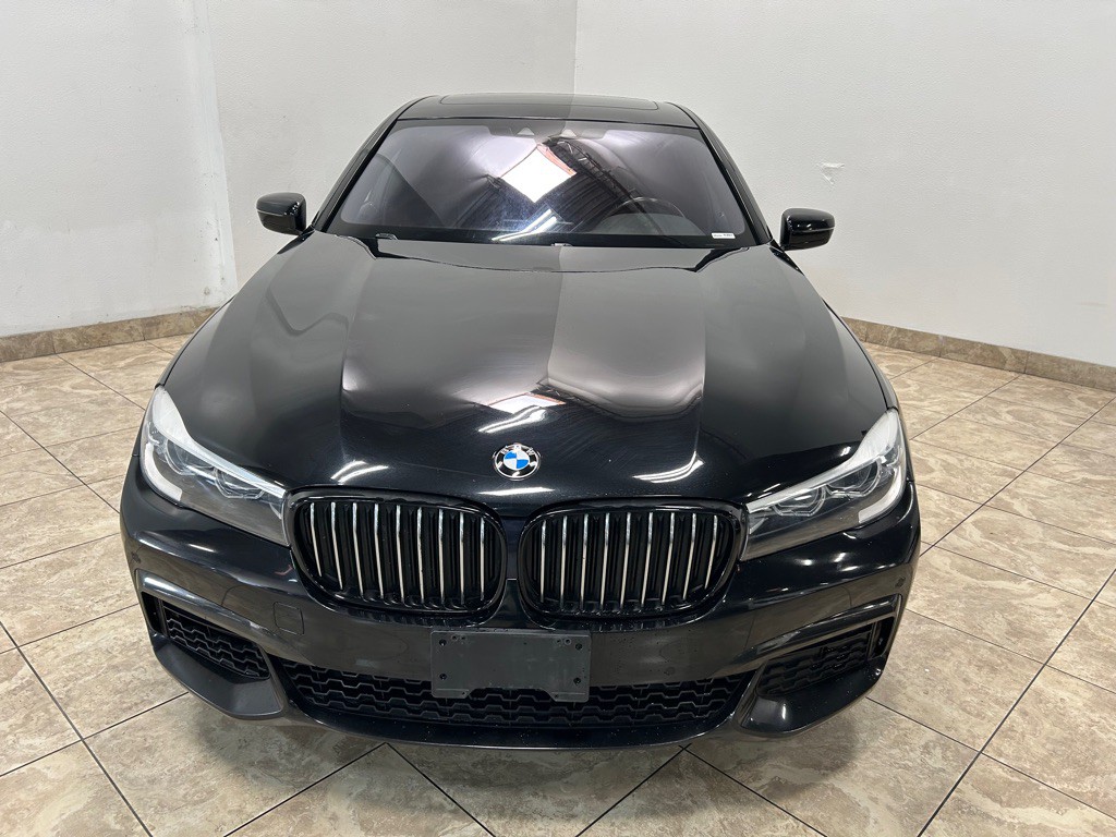 2019 BMW 7 Series Image 2
