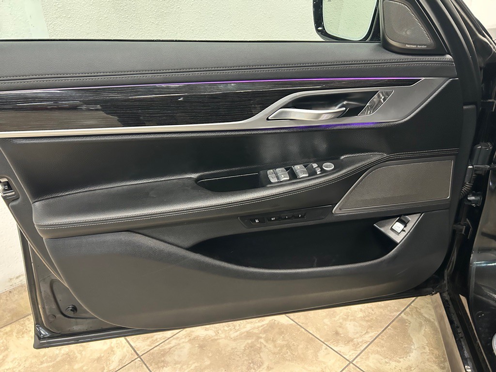 2019 BMW 7 Series Image 14
