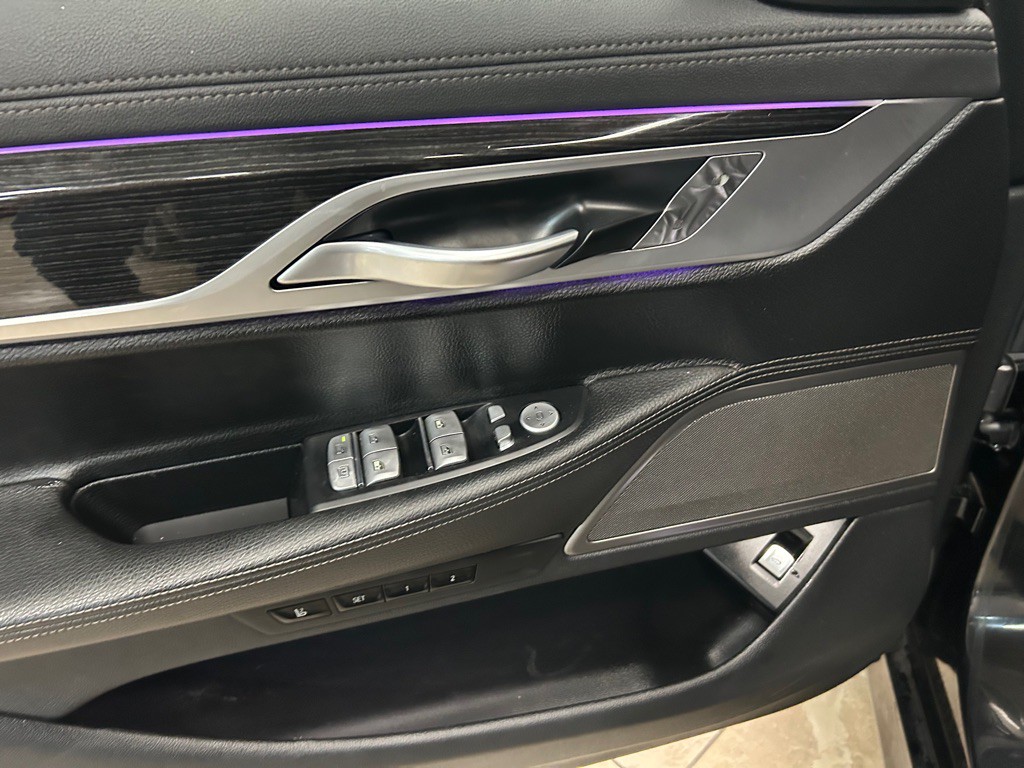 2019 BMW 7 Series Image 15