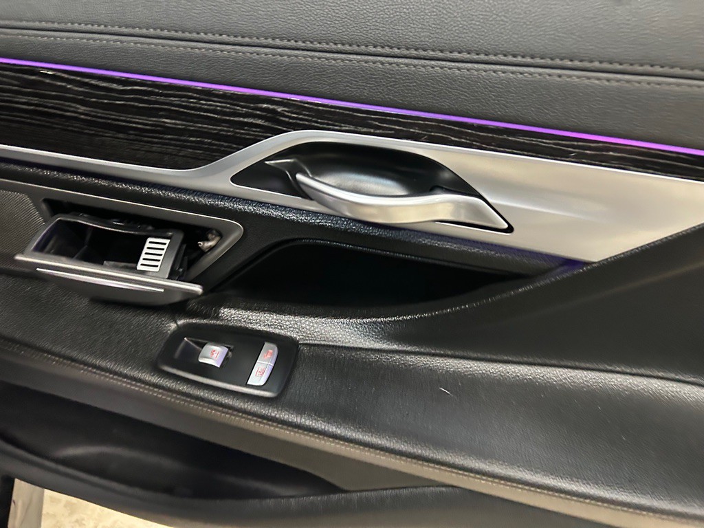 2019 BMW 7 Series Image 36