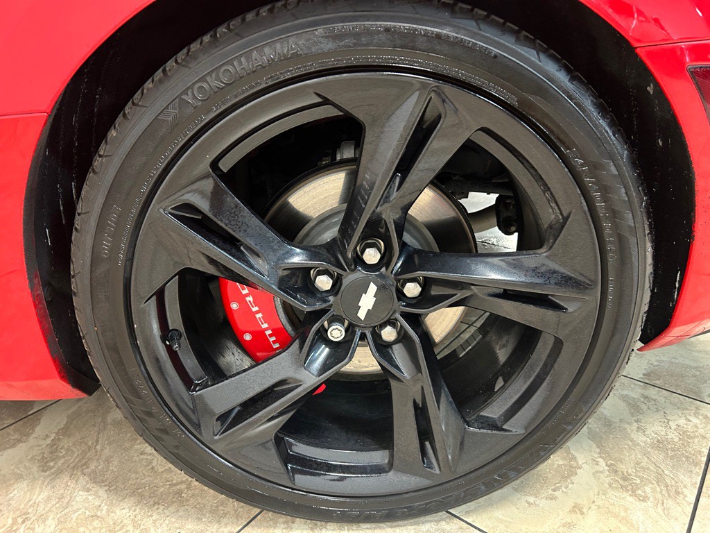 2019 Chevrolet Camaro Image 12