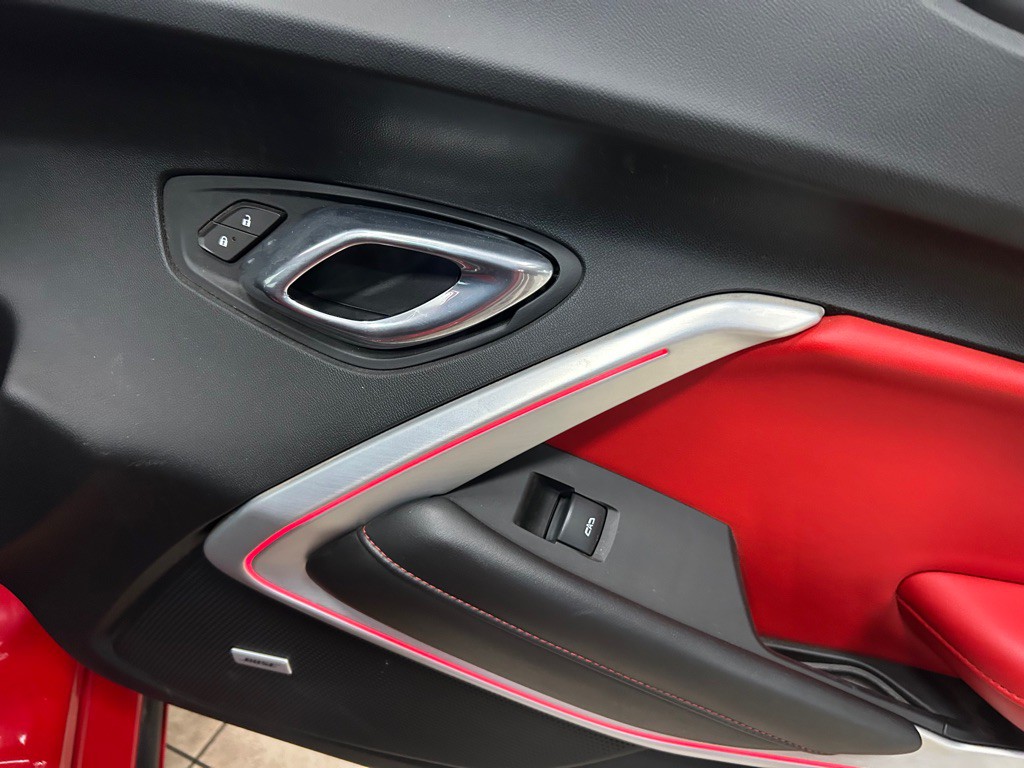 2019 Chevrolet Camaro Image 26