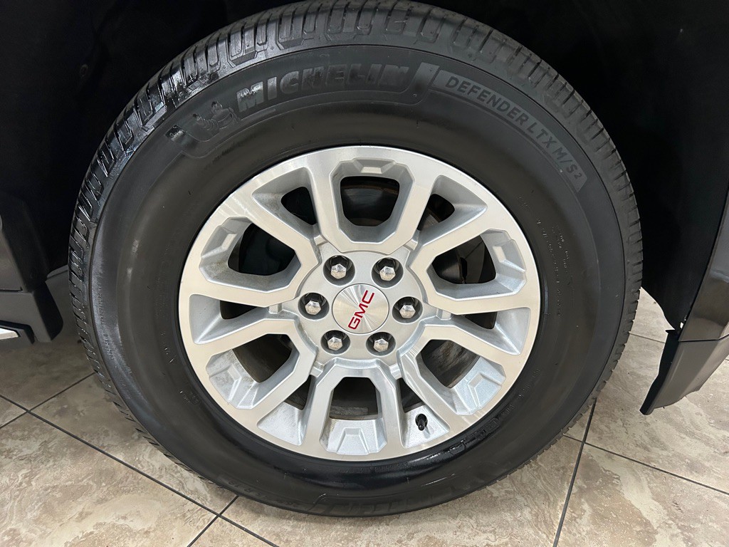 2019 GMC Yukon Image 10