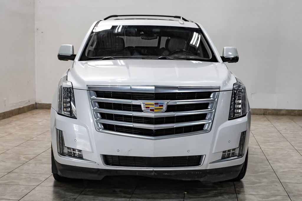 2017 Cadillac Escalade Image 6