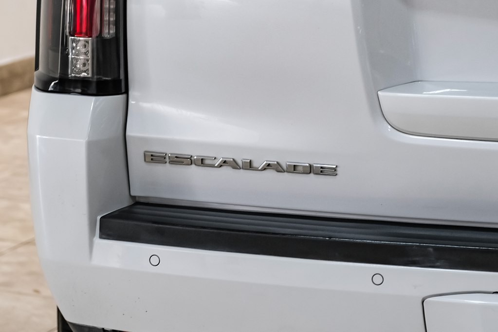 2017 Cadillac Escalade Image 42