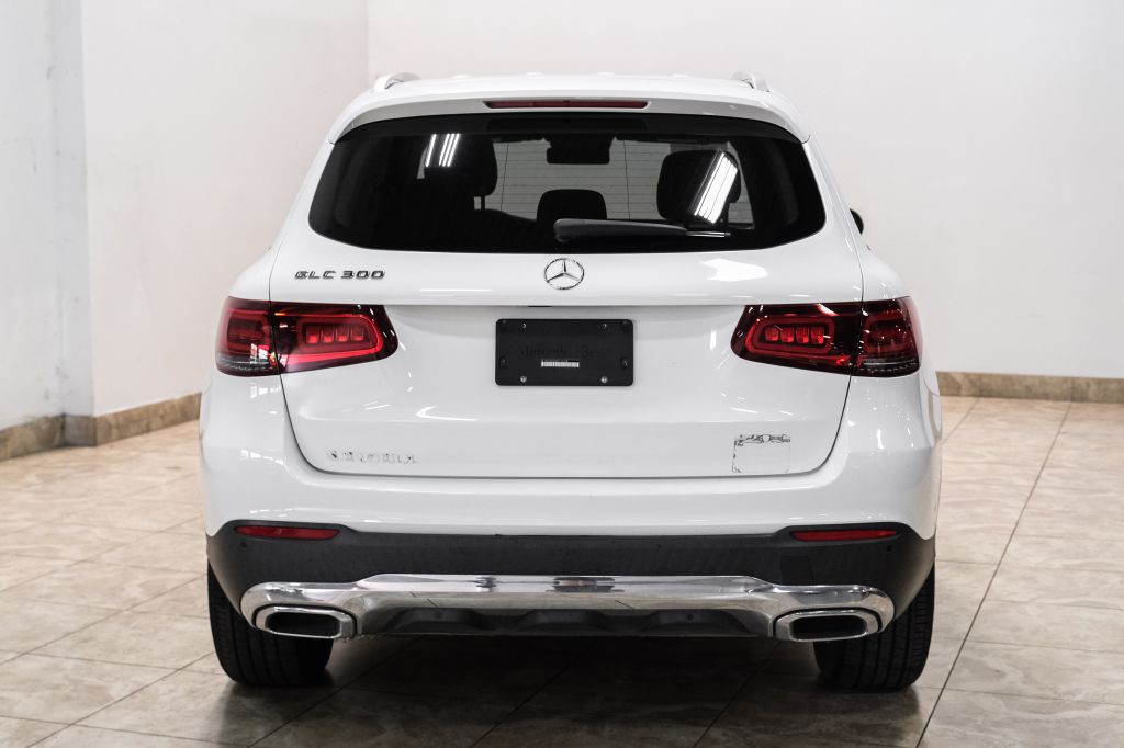 2022 Mercedes-Benz GLC-Class Image 9