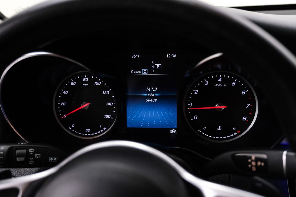 2022 Mercedes-Benz GLC-Class Image 18