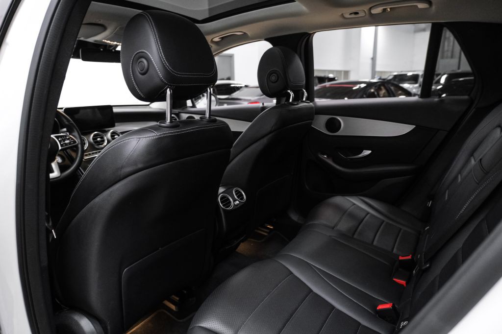 2022 Mercedes-Benz GLC-Class Image 39