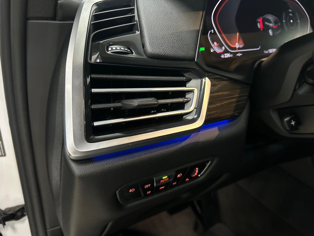 2019 BMW X5 Image 16