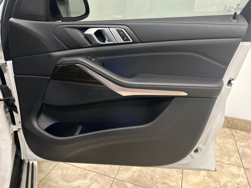 2019 BMW X5 Image 26