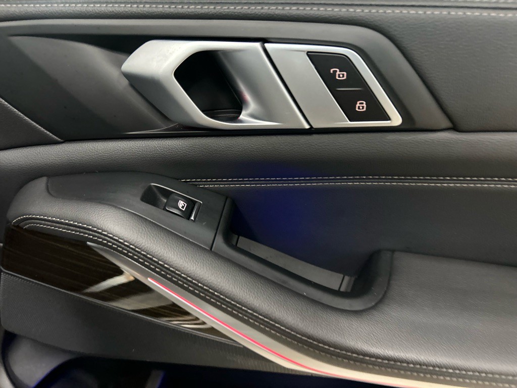 2019 BMW X5 Image 27