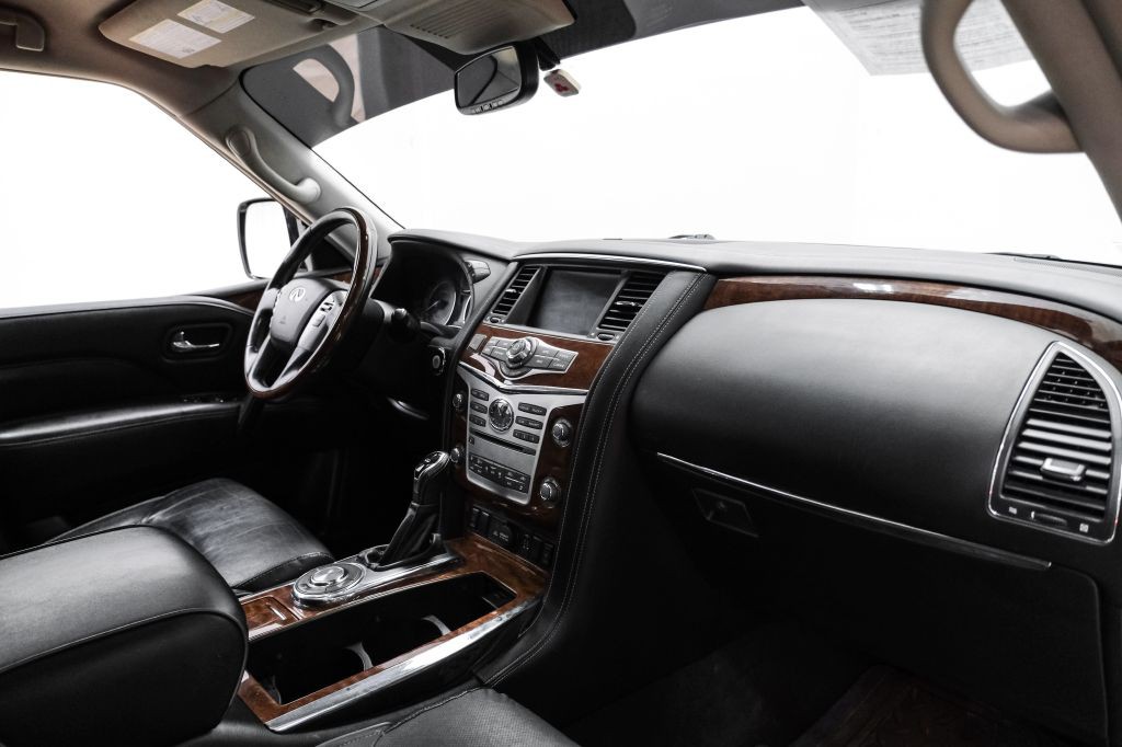 2019 INFINITI QX80 Image 11
