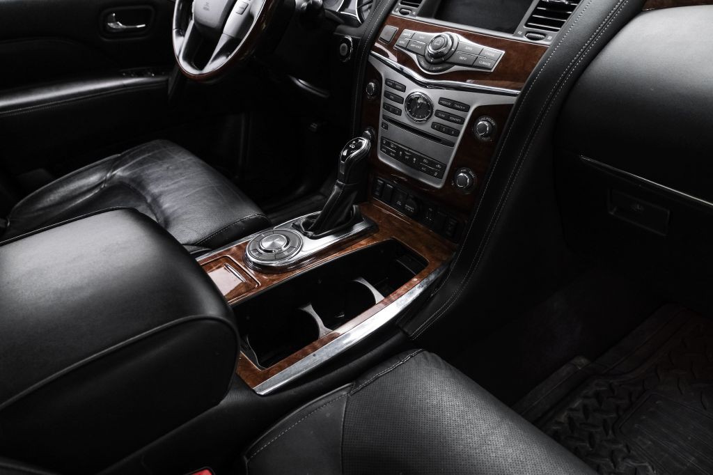 2019 INFINITI QX80 Image 25