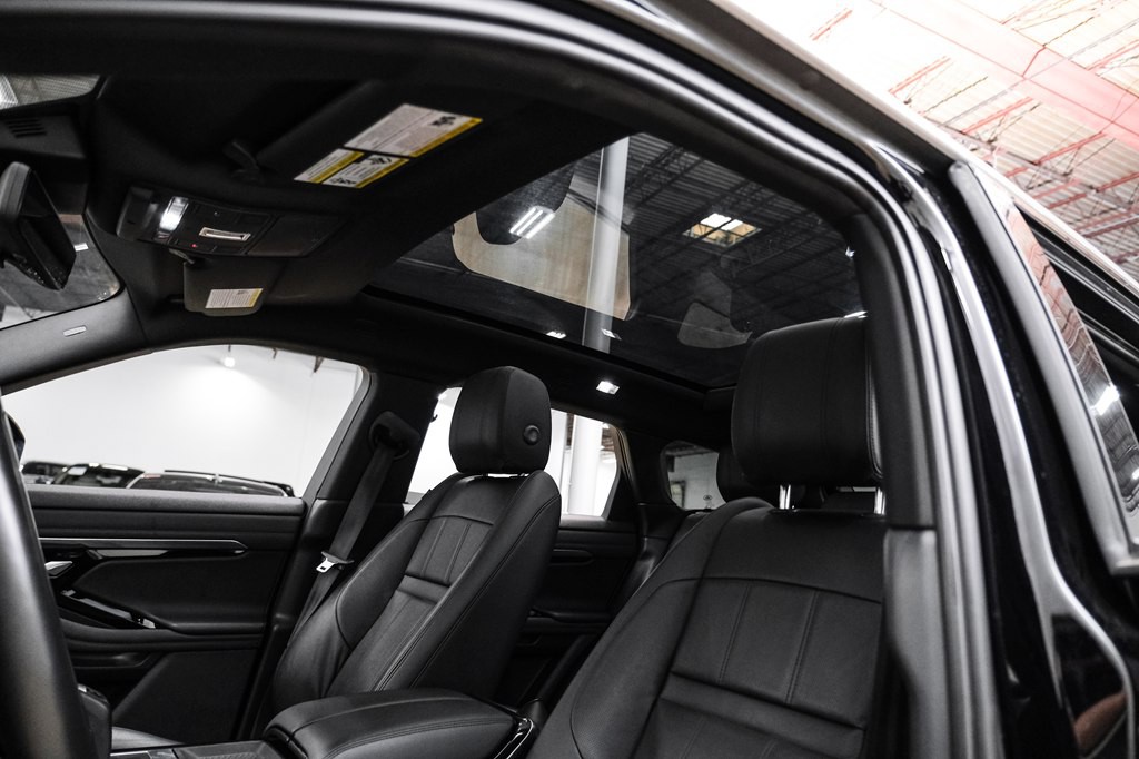 2020 Land Rover Range Rover Evoque Image 5