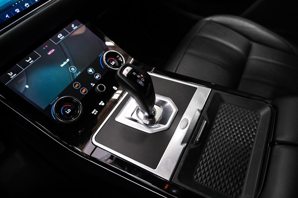 2020 Land Rover Range Rover Evoque Image 21