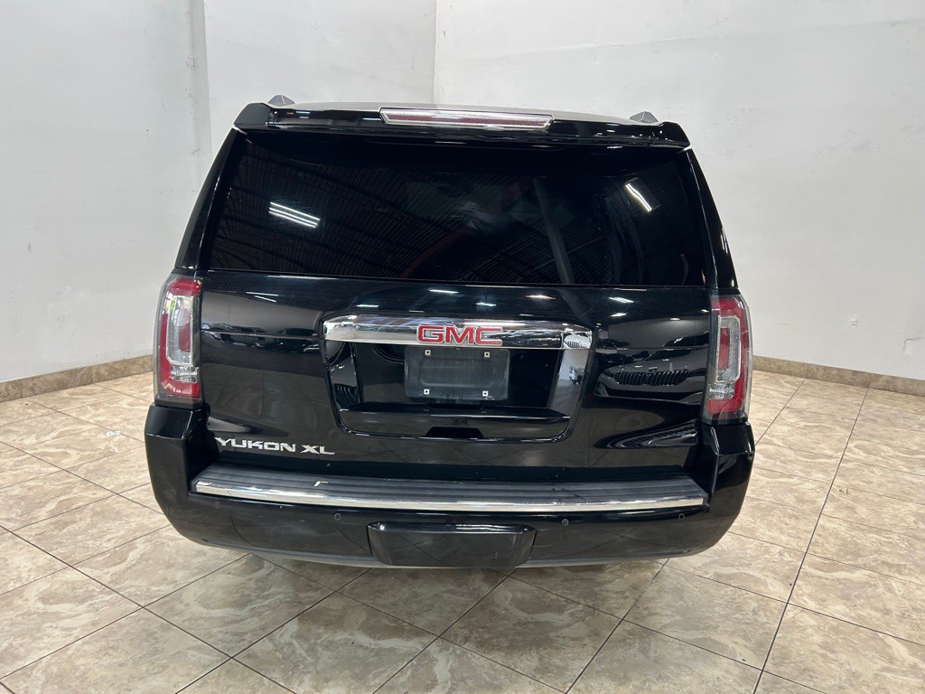 2016 GMC Yukon Image 8