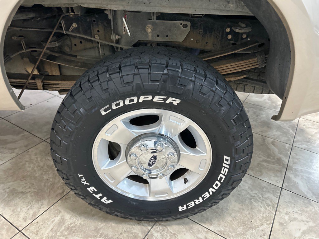 2008 Ford F-350 Image 11