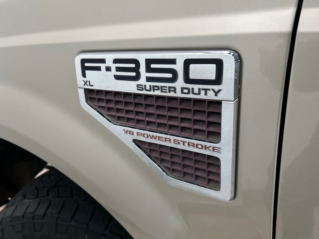2008 Ford F-350 Image 13