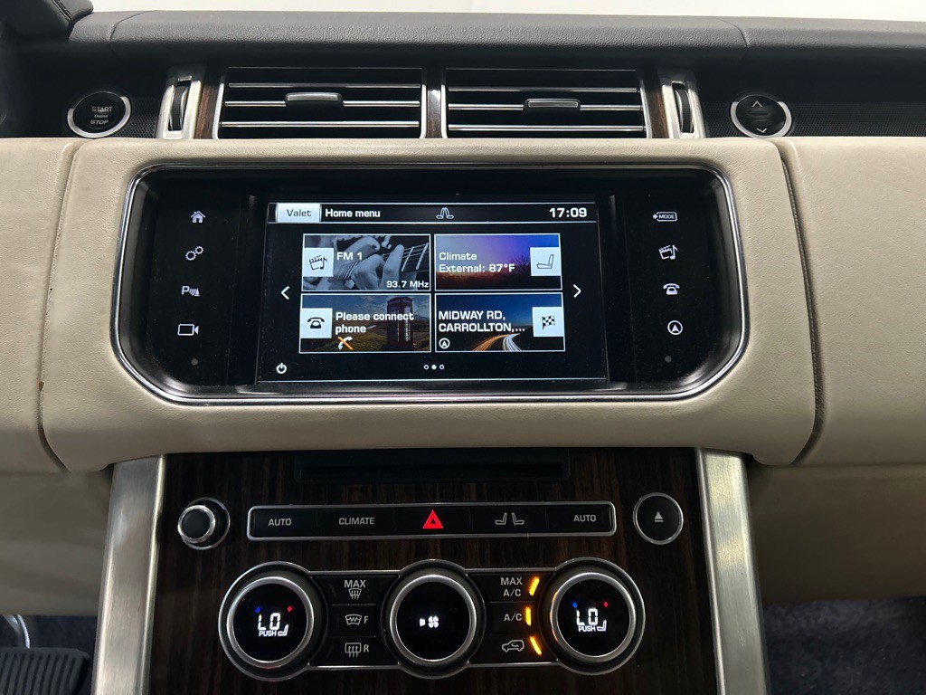 2016 Land Rover Range Rover Image 18