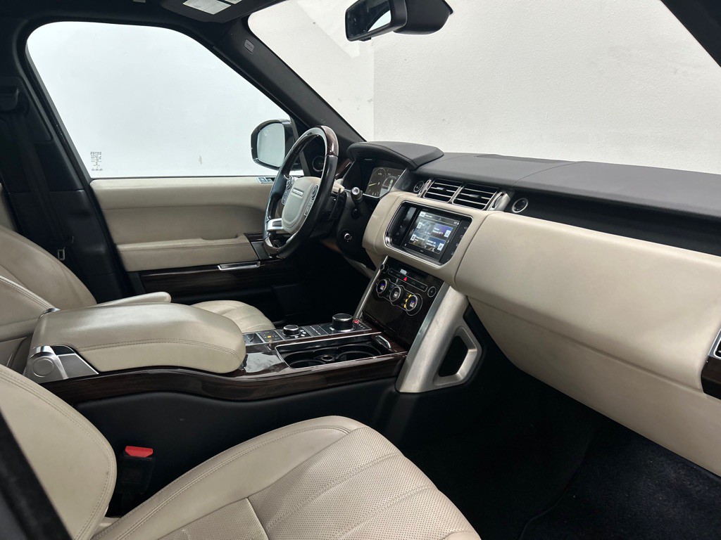 2016 Land Rover Range Rover Image 20