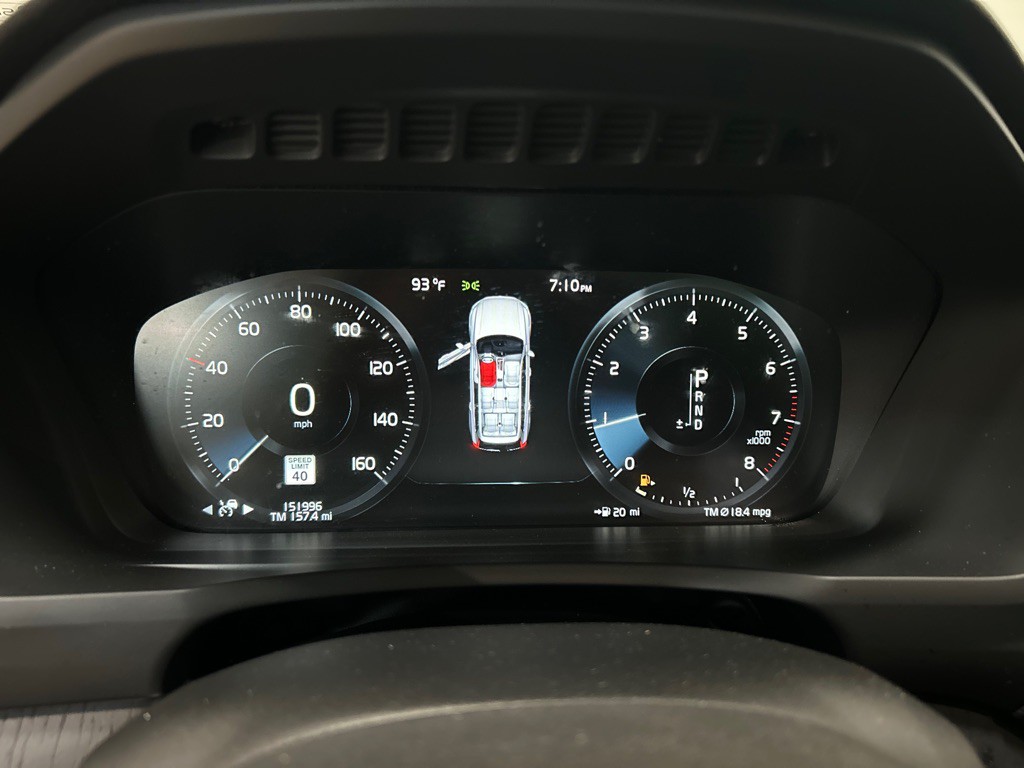 2020 Volvo XC90 Image 10