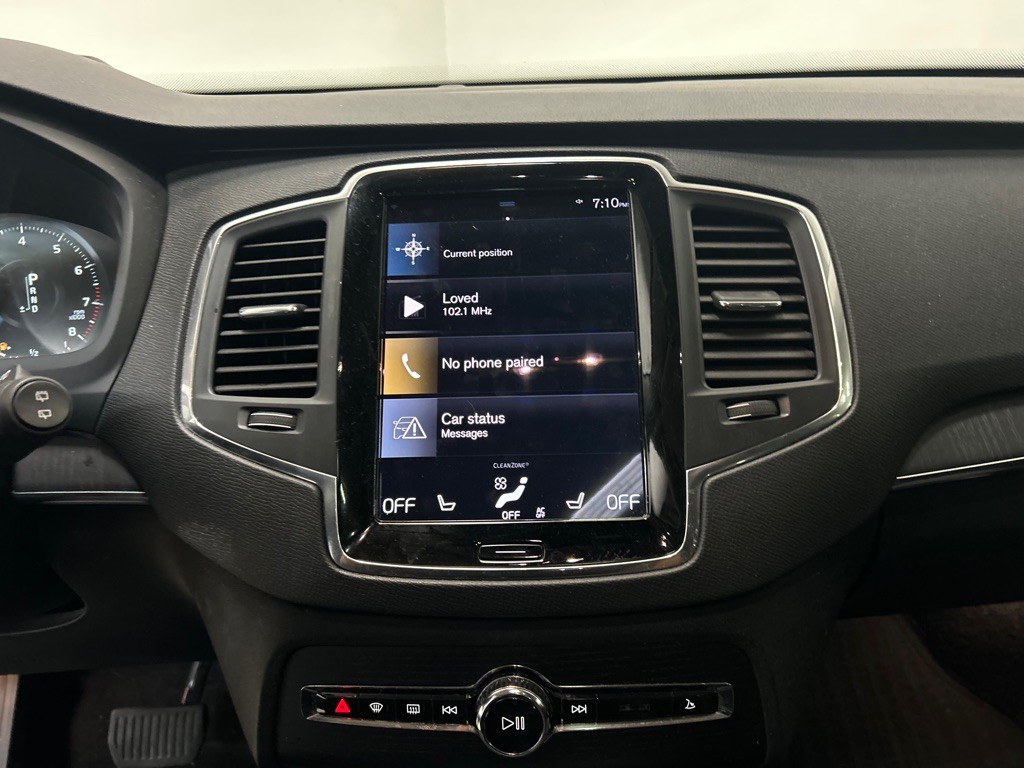 2020 Volvo XC90 Image 12