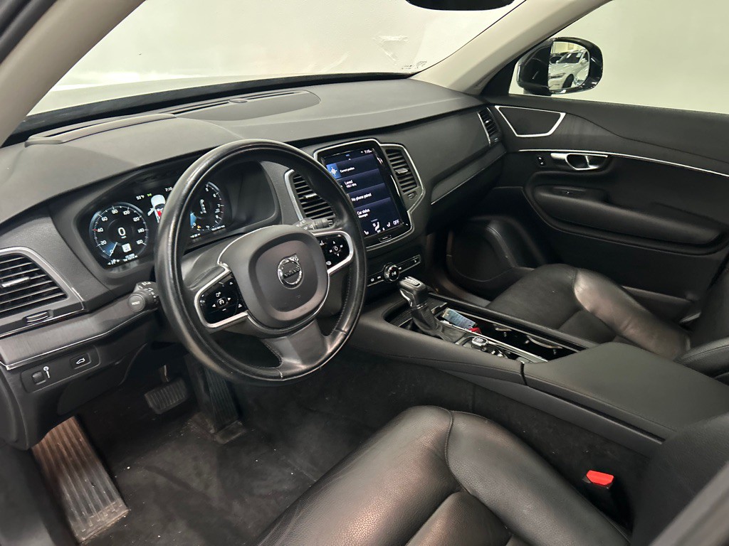 2020 Volvo XC90 Image 13