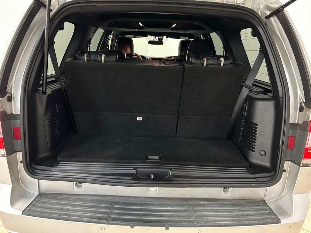 2017 Lincoln Navigator Image 35
