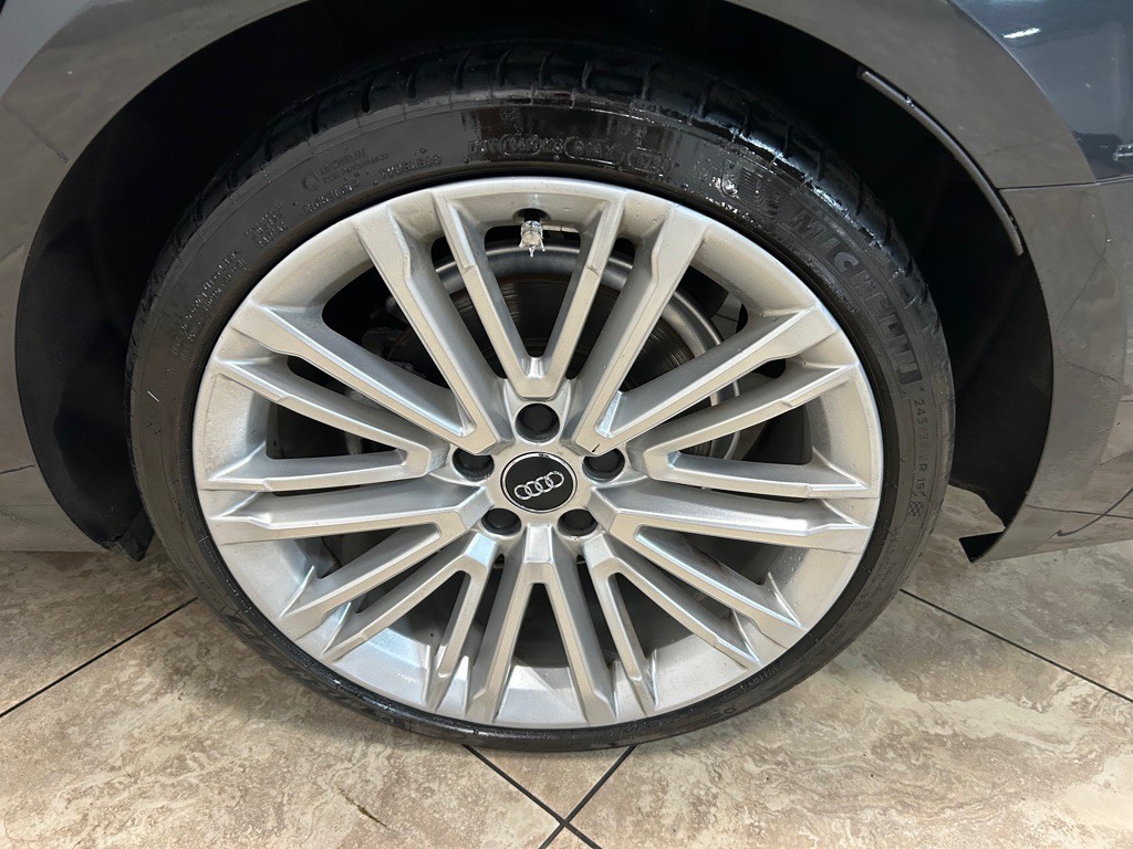 2019 Audi A4 Image 11