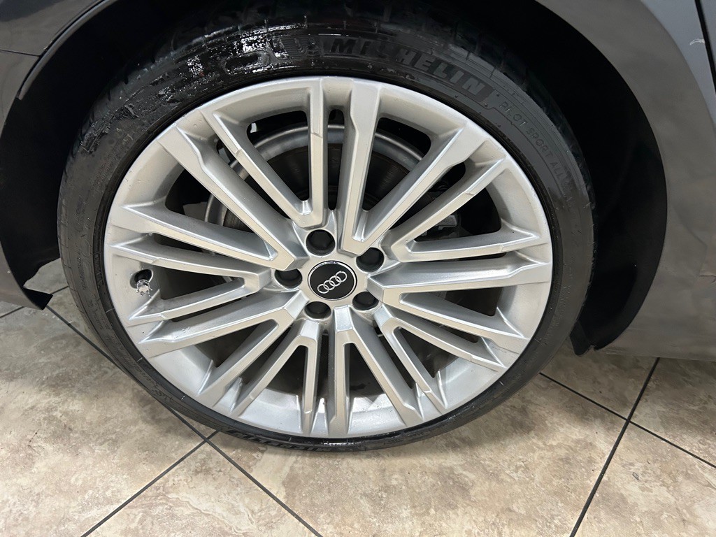 2019 Audi A4 Image 12