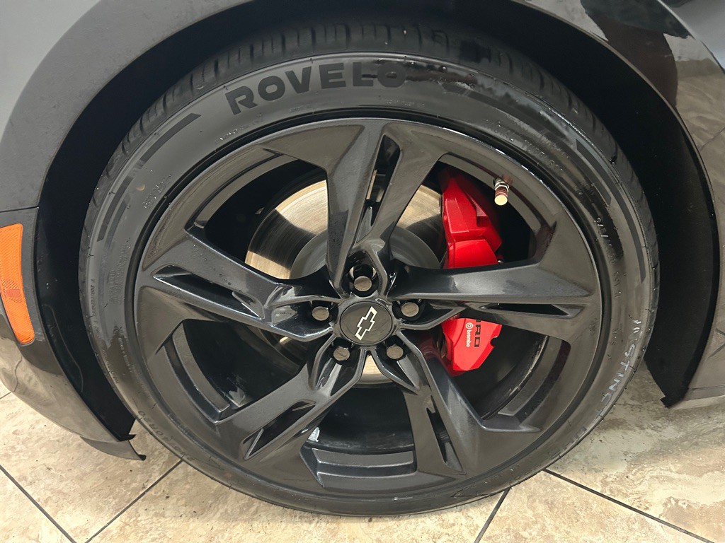 2022 Chevrolet Camaro Image 13