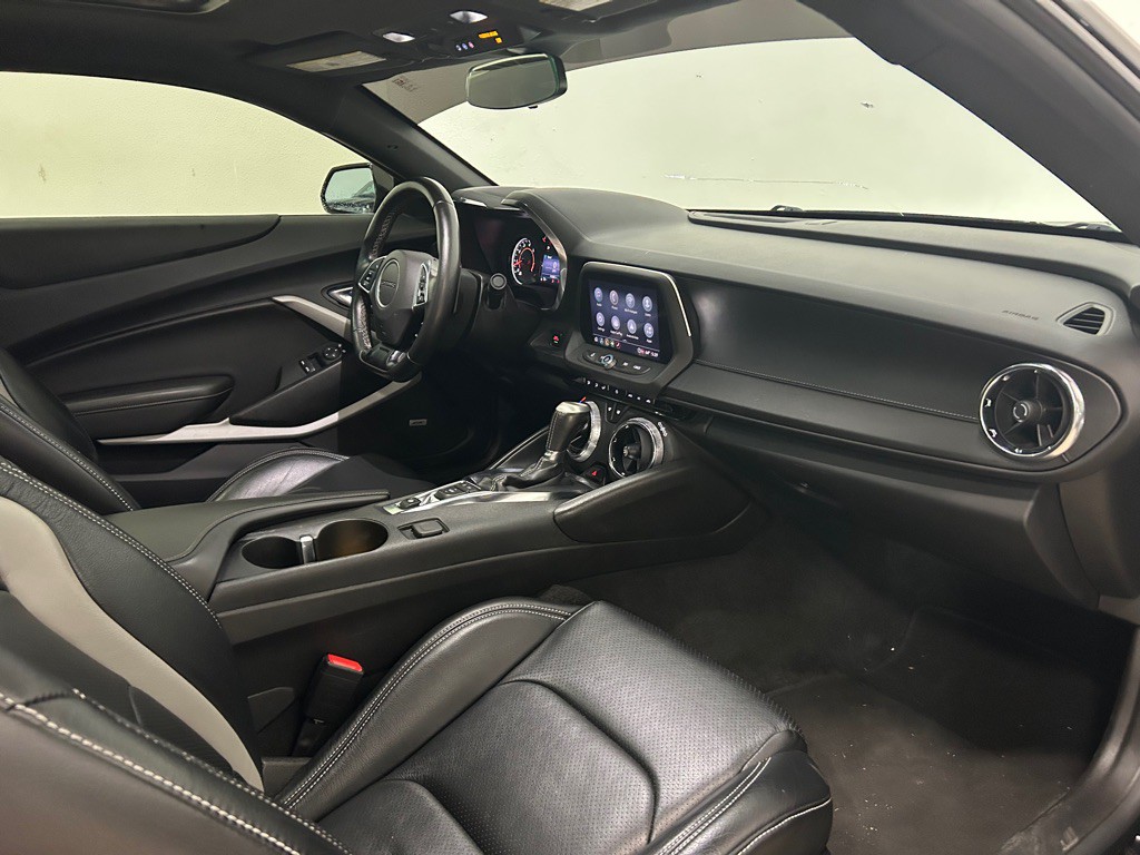2022 Chevrolet Camaro Image 23