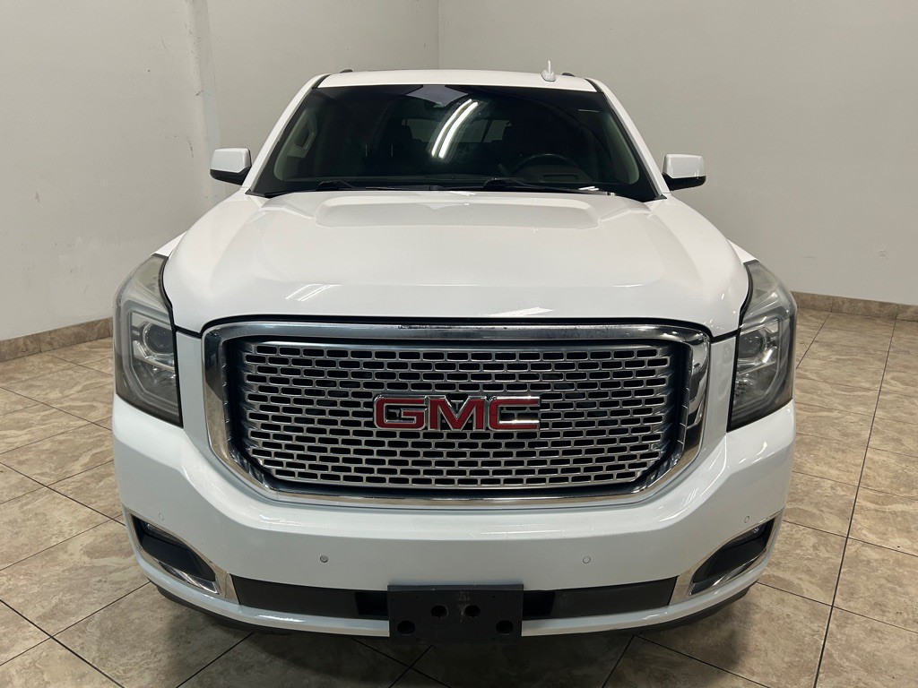 2015 GMC Yukon Image 2