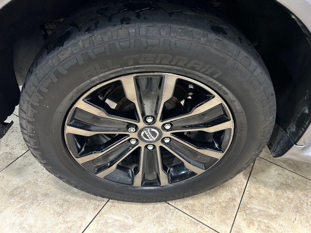 2019 Nissan Armada Image 10