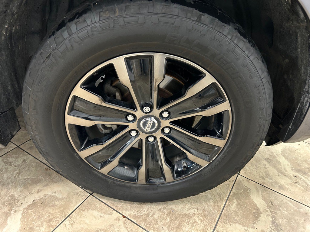 2019 Nissan Armada Image 11